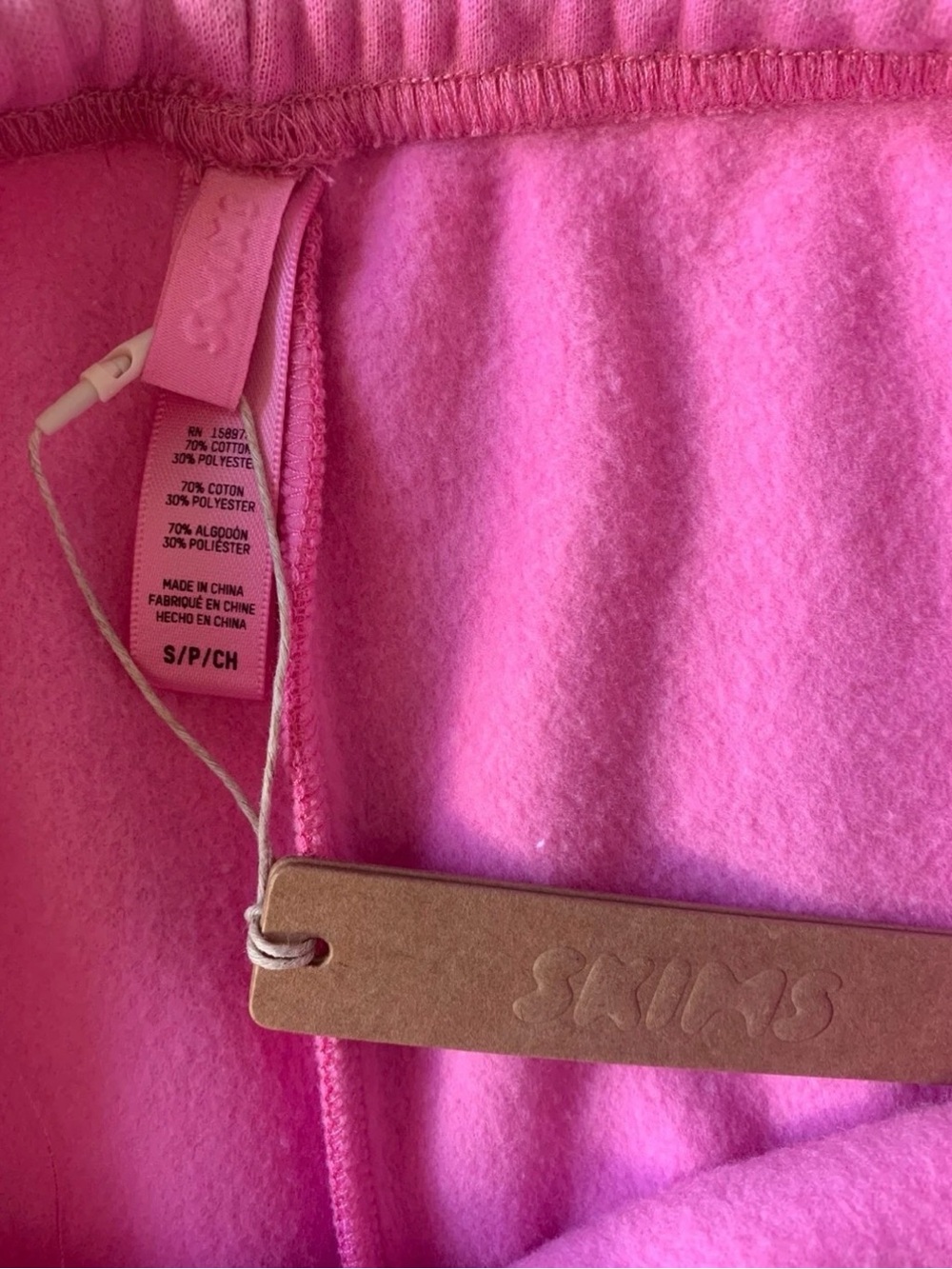 SKIMS Women's Cotton Fleece Shorts in Bubblegum Size Medium NWT RARE - Picture 5 of 5